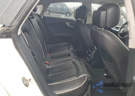 2012 Audi A7 Prestige z USA, uszkodzony, nr VIN WAUSGAFC8CN027947